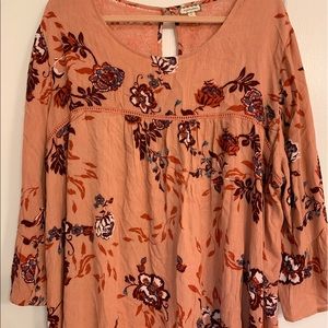 🌼🌸Coral boho blouse!